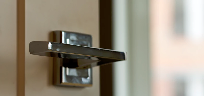 Door Lever Knob Repair in Good Hope, California