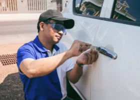 Car Locksmith in Good Hope, CA